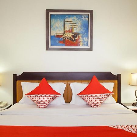 Oyo 108 Hotel Surya Giacarta Esterno foto