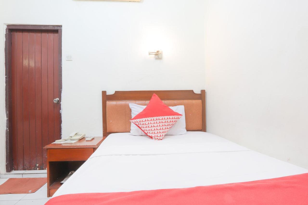 Oyo 108 Hotel Surya Giacarta Esterno foto